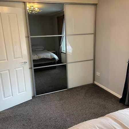 Garland Way 2 Bed House Sheffield Free Parking 5 Min From M1 Villa Mosborough Kültér fotó